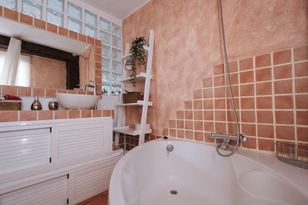Cozy Attic With Terrace- 1Bd 1Bth- San Vicente Apartment Севиля Екстериор снимка