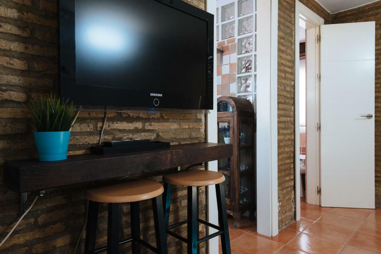 Cozy Attic With Terrace- 1Bd 1Bth- San Vicente Apartment Севиля Екстериор снимка